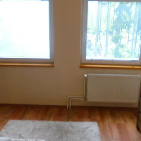 Apartment Aya *